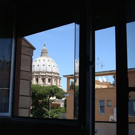 Vatican Balcony Рим Екстериор снимка